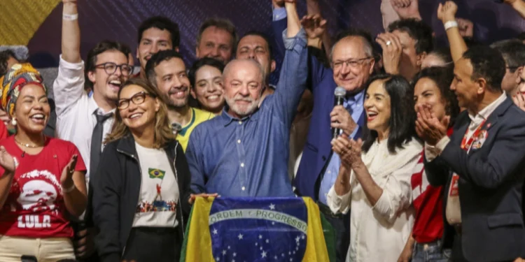 Entre as urnas e os tribunais: Influência do Poder Judiciário sobre o processo eleitoral